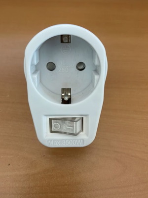 Socket with switch Mac 3500watt lightly used