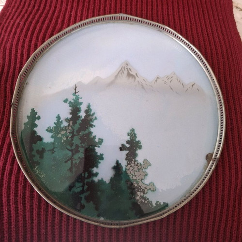 Vintage porcelain decorative plate hand-painted like new
