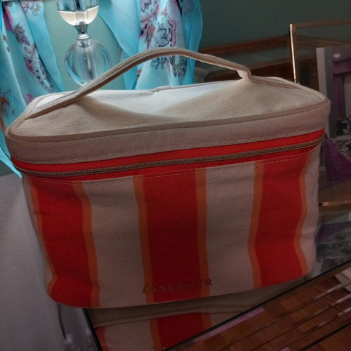 Lancaster beach cosmetic bag for keeping sunscreens cool