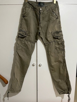 Cargo pants like new, sizes M and L