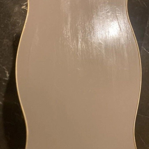 Coffee table like new, white with gold trim 78x48 cm