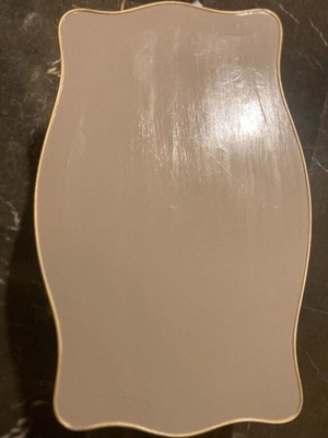 Coffee table like new, white with gold trim 78x48 cm