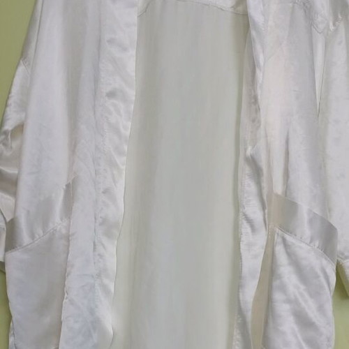 Miss Evelyn set robe and nightgown like new, sugar color