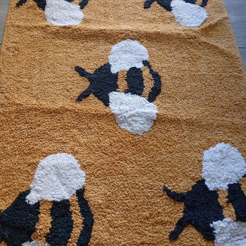 Bath mat with bees 51x82 cm 100% cotton new