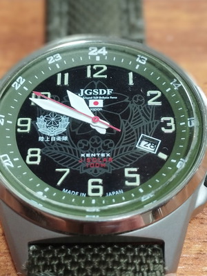 Kentex JGSDF ρολόι μεταχειρισμένο, ηλιακό, ανδρικό, μαύρο-ασημί