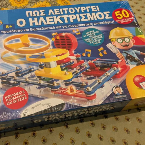 Educational toy How Electricity Works new with 50 experiments