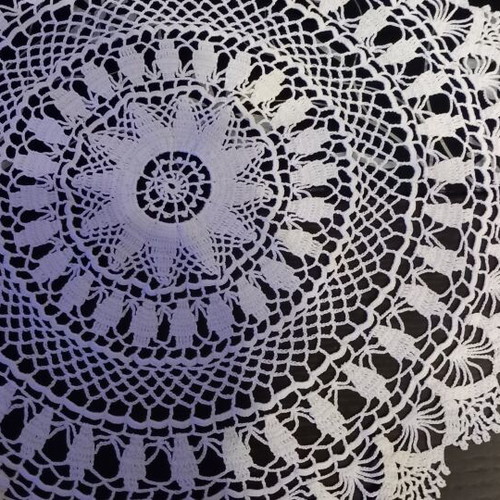 Handmade crochet doilies like new, set of 2