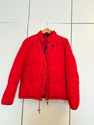 Lee jacket like new, red, size small