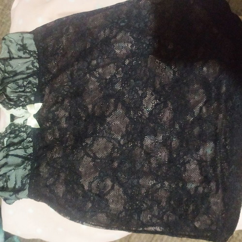 Lace camisole new with straps, size XS