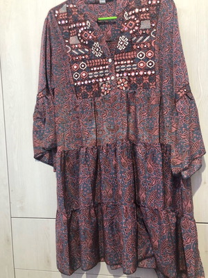 Silk dress with sequins one size new