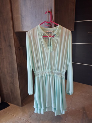 Toi&Moi dress mint color size S