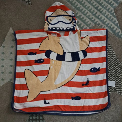 Mayoral Poncho Bath Towel like new, baby boy