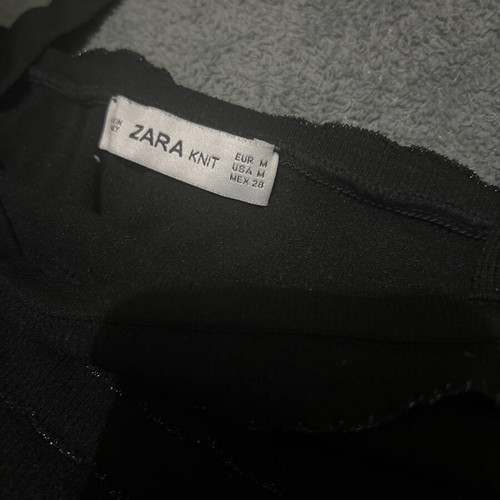 Zara crop top black like new with silver detail size M