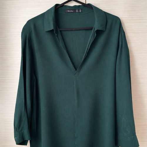 Bershka Cypress Green Blouse like new, size S