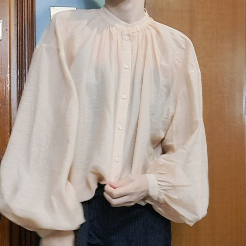 H&M shirt soft peach with oversized balloon sleeves, new
