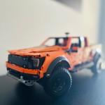 Ford Raptor Lego Technic like new, assembled