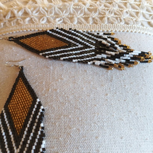 Ethnic long earrings black, white and gold rice beads, new
