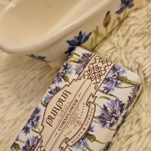 Decorative gift set vintage mini bathtub soap dish like new