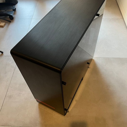 In Win 909 Full Tower Premium Aluminium and Tempered Glass Case like new