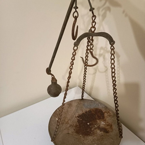 Vintage scale (balance) used