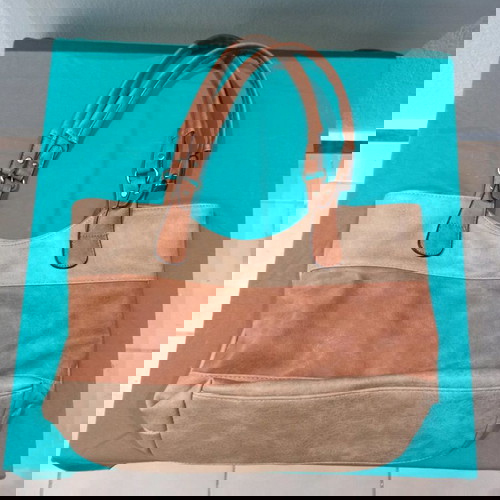 Γυναικείες τσάντες μεταχειρισμένες, 2 μπεζ με δώρο τρίτη δερμάτινη