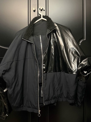 Nike set with bomber jacket and pants like new, black