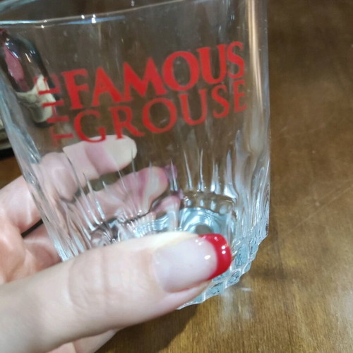 Whisky glasses collectible like new, Five Lords and Famous Grouse