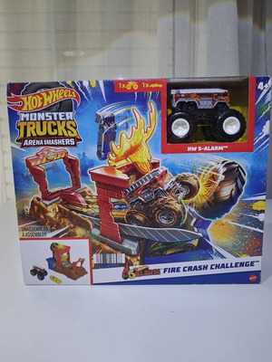 Hot Wheels Monster Trucks Arena Smashers sealed