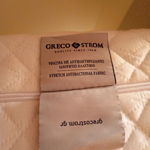 Children's mattress like new, dimensions 62x110