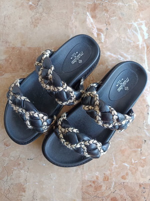 Bali shoes Mairiboo for Envie size 39 black faux leather like new