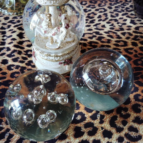 Murano decorative balls and musical carousel glass sphere