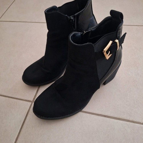 Nikki Me black pumps like new size 37