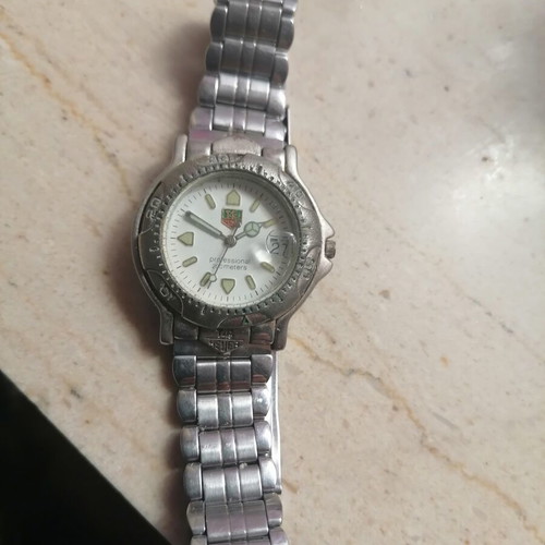 TAG Heuer wristwatch used, professional 200 meters, silver