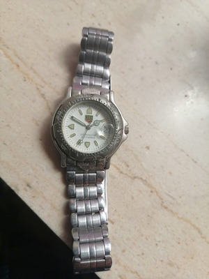 Ρολόι χειρός TAG Heuer μεταχειρισμένο, professional 200 meters, ασημί