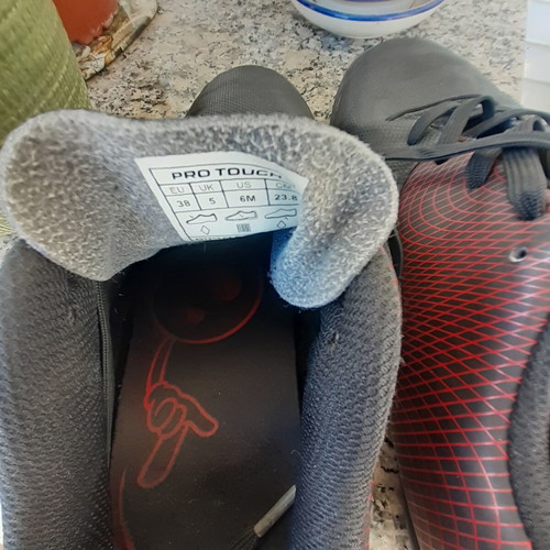 Pro Touch football shoes size 38 like new