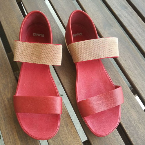 Camper leather shoes size 39 like new, red