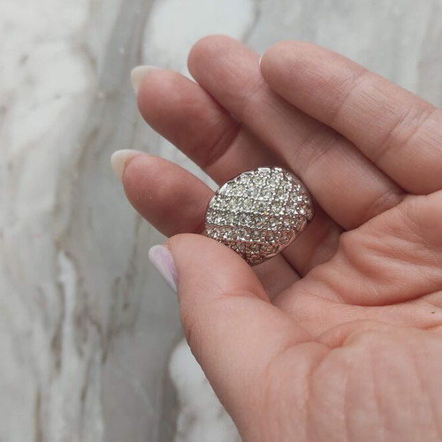 Chunky ring used with zircon stones