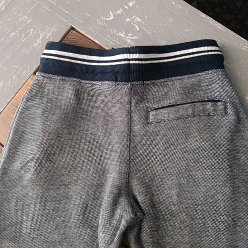 Orchestra boy's joggers size 4 years like new, navy blue