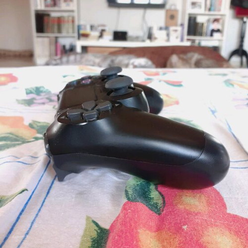 Playstation 4 Pro controller like new