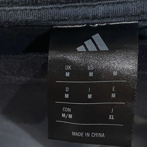 Adidas All SZN Dip-Dye Tee like new, black and grey, size M