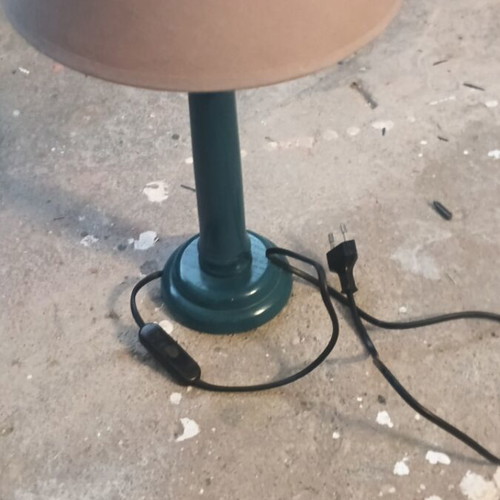 Desk lamp like new, beautiful design