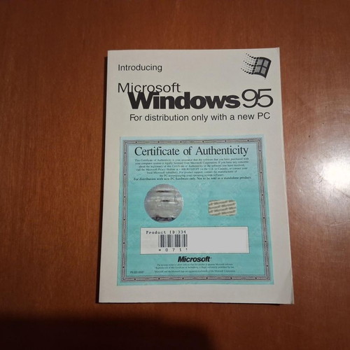 Microsoft Windows 95 Operating System like new, without CD