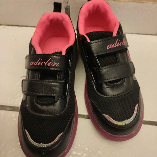 Girls' athletic shoes size 31 like new, black-pink