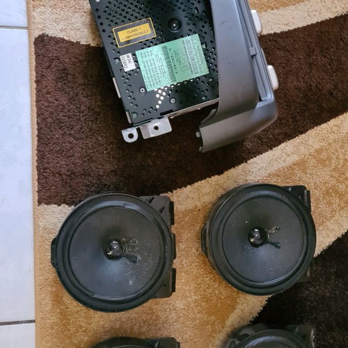 Honda Jazz gd3 factory radio CD like new with speakers