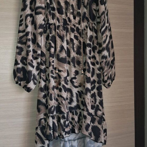 Dress one size like new
