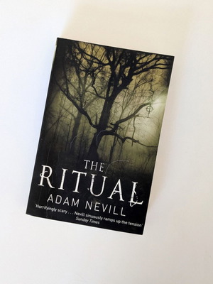 The Ritual του Adam Nevill μεταχειρισμένο αγγλικό βιβλίο τρόμου