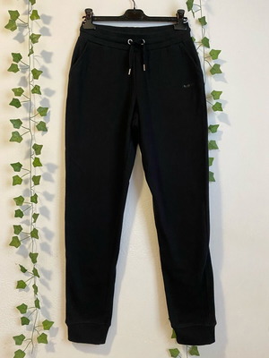 Bench black high-waisted fitted jumpsuit like new, size M 36/38