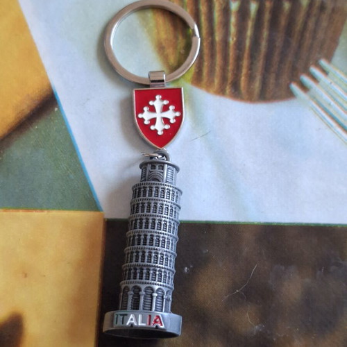 Metal keychain like new, Italy