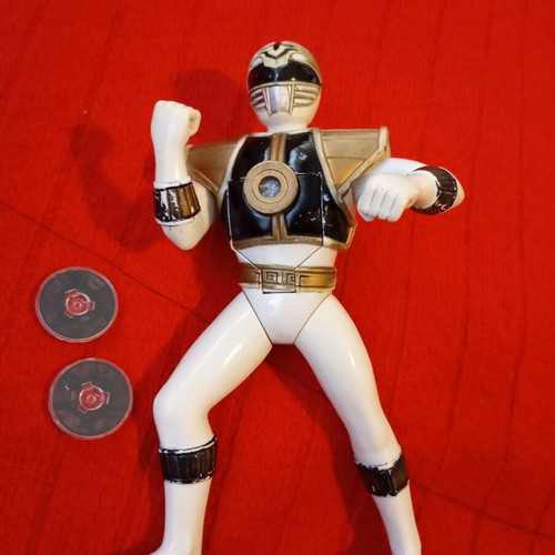 White Ranger action figure used with projector chest light, 21 cm
