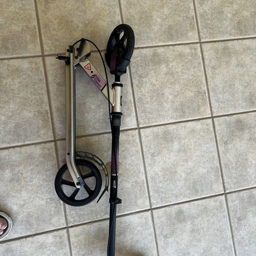 Oxelo Mid 9 pink scooter used, grip worn
